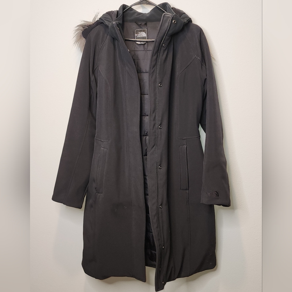 The North Face Artic Parka Black with Faux Fur. Size M.
